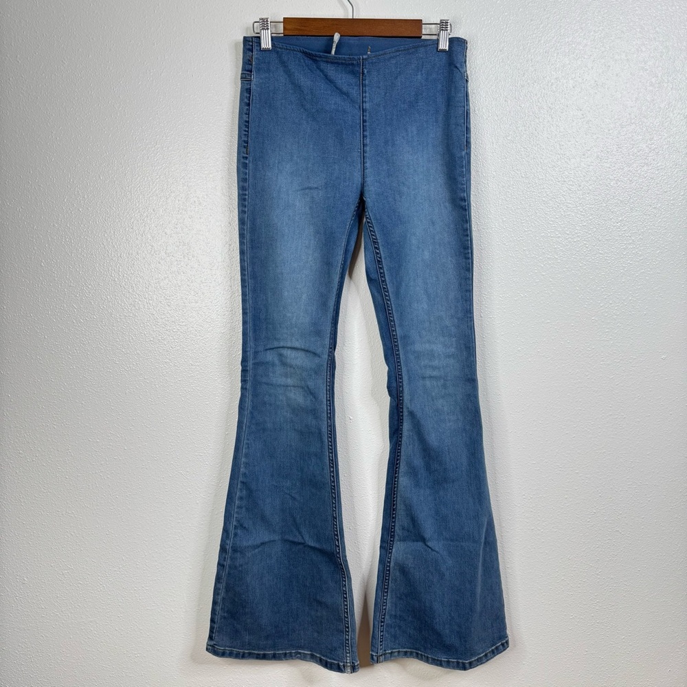 We The Free Penny‎ Pull On Flare Jeans Size 27